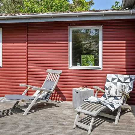 3 Bedroom Cozy In Nexo *