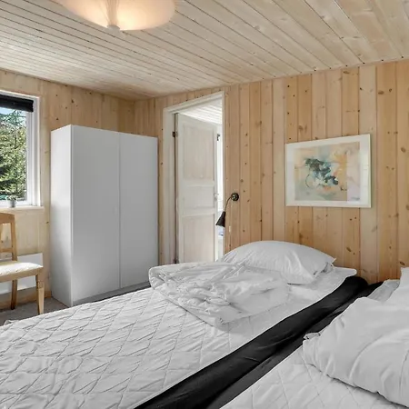 3 Bedroom Cozy In Nexo Snogebaek